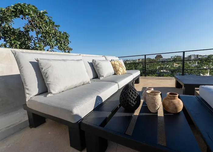 Luxury 4br In Limas Private Pool Villa